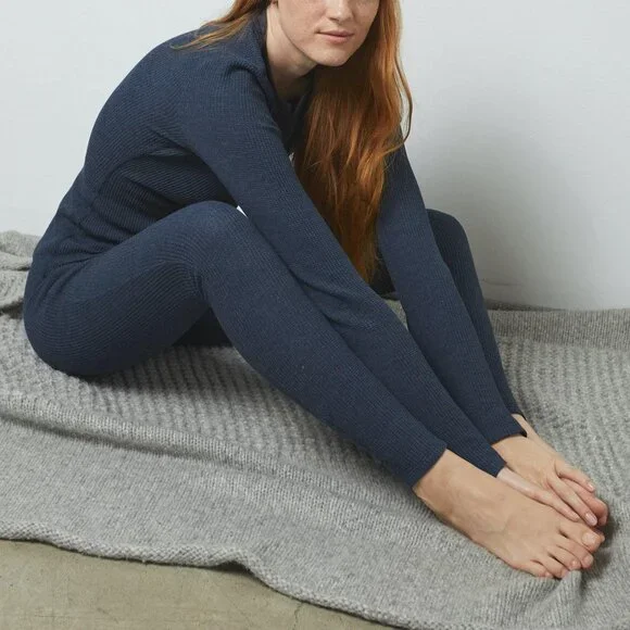 Lunya Restore Thermal Legging - Picture 2 of 6